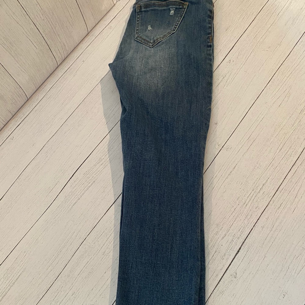 Distressed KIDS jeans - Picture 2 of 4